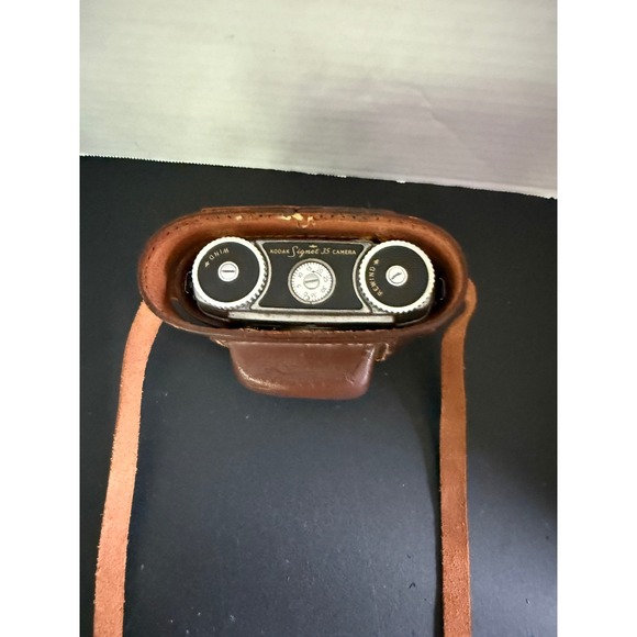 Kodak Signet 35 Camera w/ Case & Manual Vintage Film Collectible - Picture 6 of 11